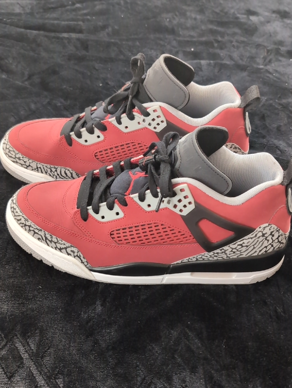 Jordan Men's Red Black White Retro Sneakers Spizike